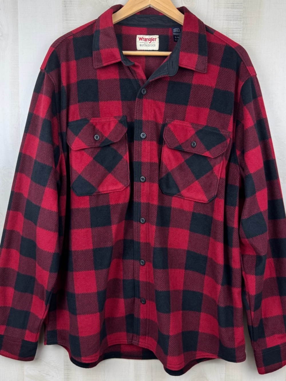 Wrangler Authentics Men’s Fleece Button Up Shirt Red Black Buffalo Plaid XL